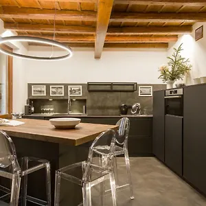 Casa Savio , Verona Italia